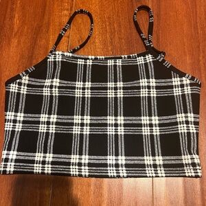 Black and white crop tank top